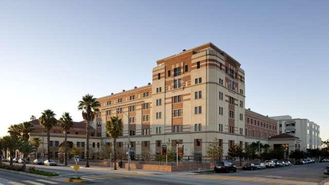 Exterior of UCLA Santa Monica facility